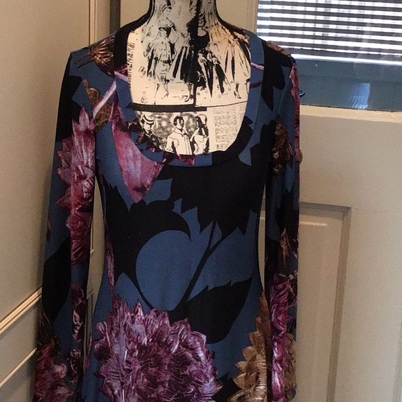 24/7 Comfort dress - Picture 1 of 4